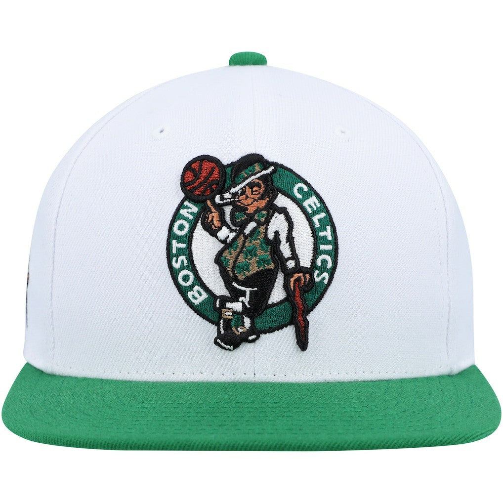 Boston Celtics Side Core 2.0 Snapback Hat White/Green - Mitchell & Ness