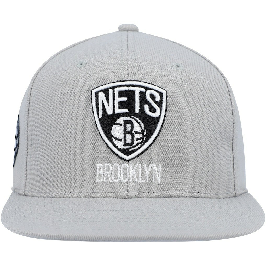Brooklyn Nets Side Core 2.0 Snapback Hat Gray - Mitchell & Ness