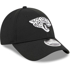 Jacksonville Jaguars New Era Main B-Dub 9FORTY Adjustable Hat - Black Hats
