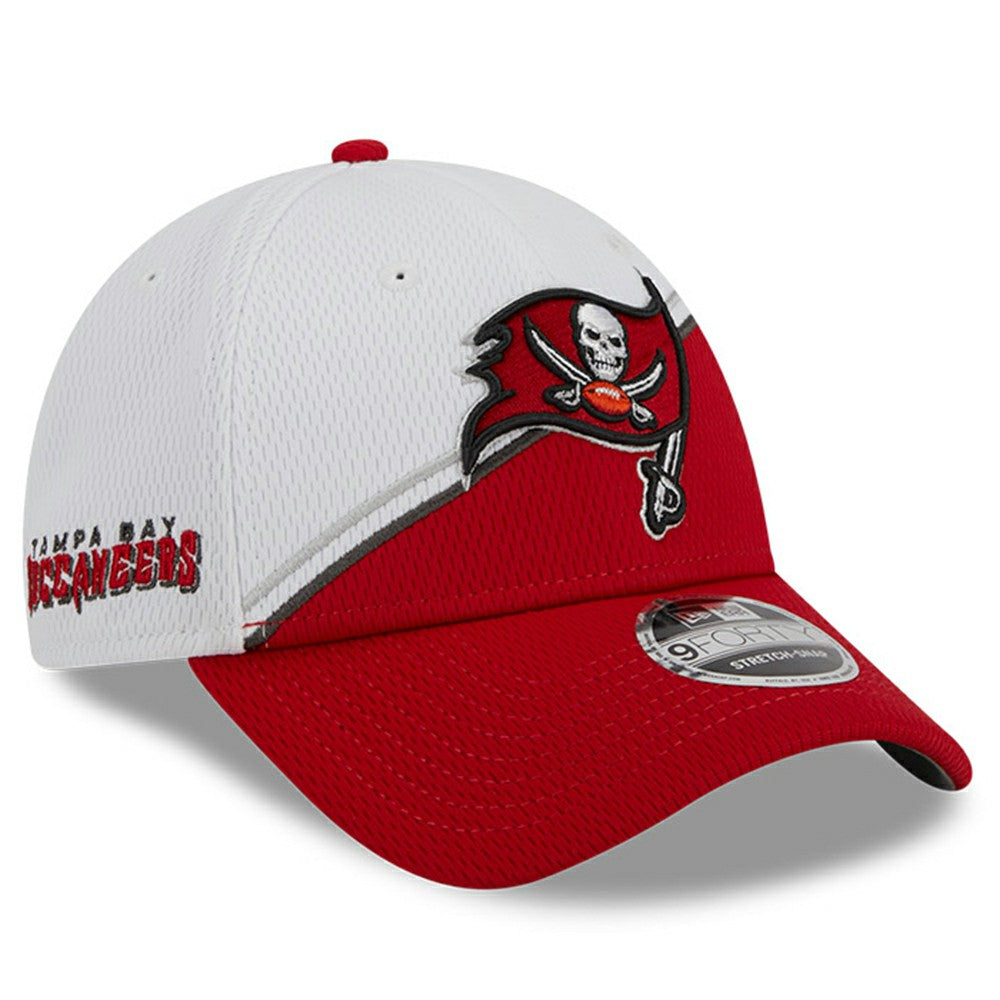 Tampa Bay Buccaneers New Era 2023 Sideline 9FORTY Adjustable Hat - White/Red Hats