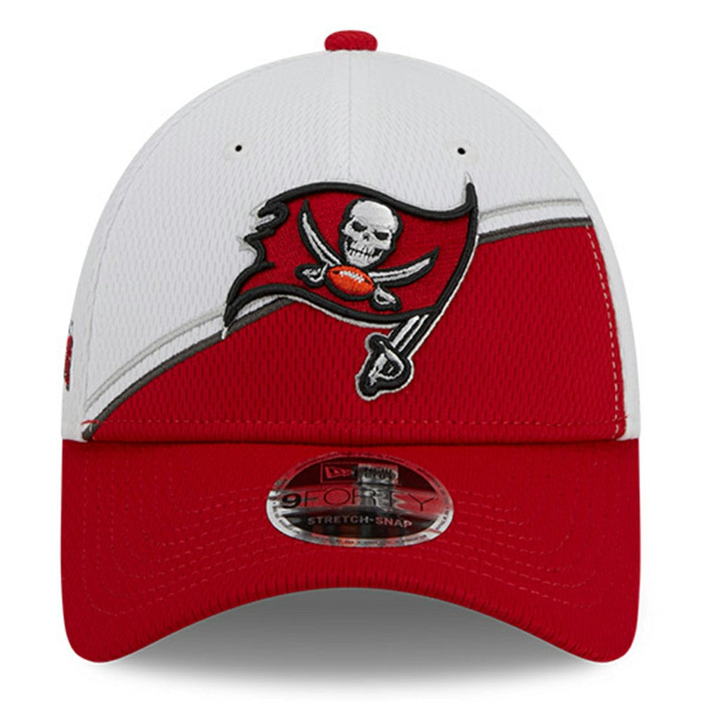 Tampa Bay Buccaneers New Era 2023 Sideline 9FORTY Adjustable Hat - White/Red Hats