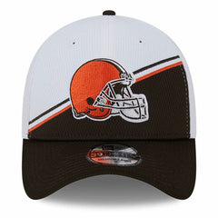 Cleveland Browns New Era 2023 Sideline 39THIRTY Flex Hat - White/Brown Hats