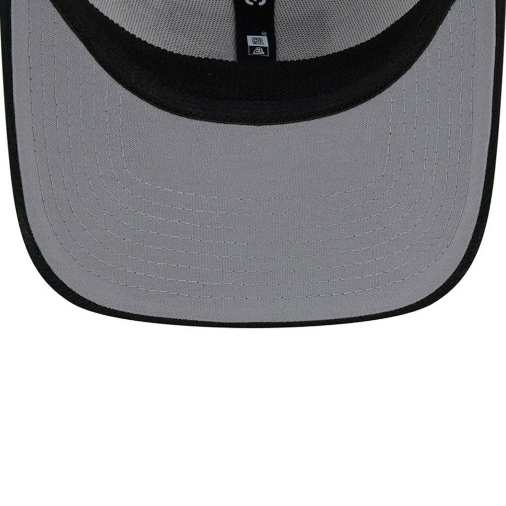 Las Vegas Raiders New Era 2023 Sideline 39THIRTY Flex Hat - White/Black Hats