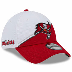 Tampa Bay Buccaneers New Era 2023 Sideline 39THIRTY Flex Hat - White/Red Hats
