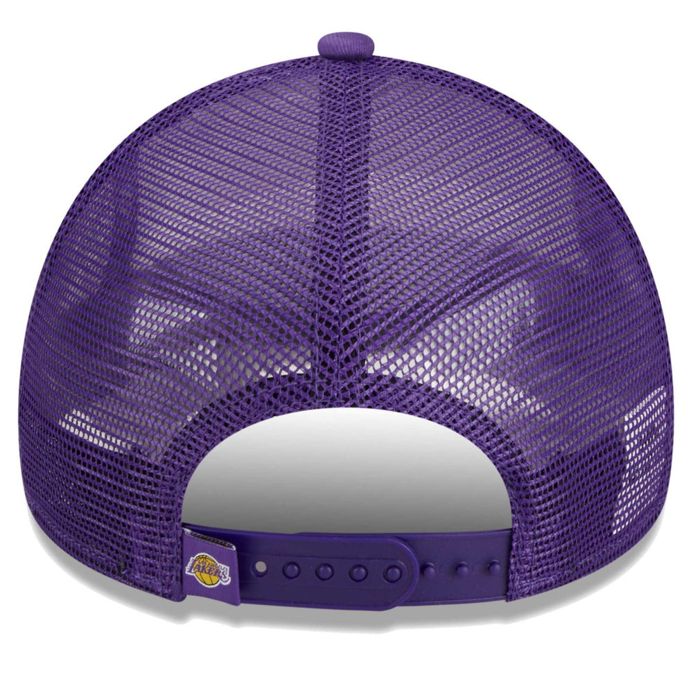 Los Angeles Lakers Lift Pass Foam Front Trucker 9FORTY Adjustable Hat White - New Era