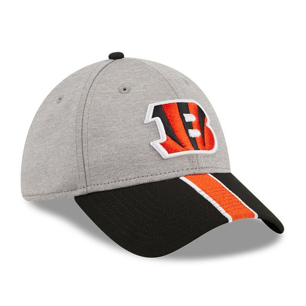 Cincinnati Bengals New Era Striped 39THIRTY Flex Hat - Heather Gray/Black Hats