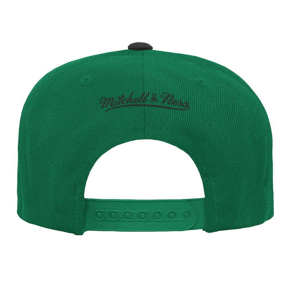 Boston Celtics Youth Two-Tone Snapback Hat Kelly Green/Black - Mitchell & Ness
