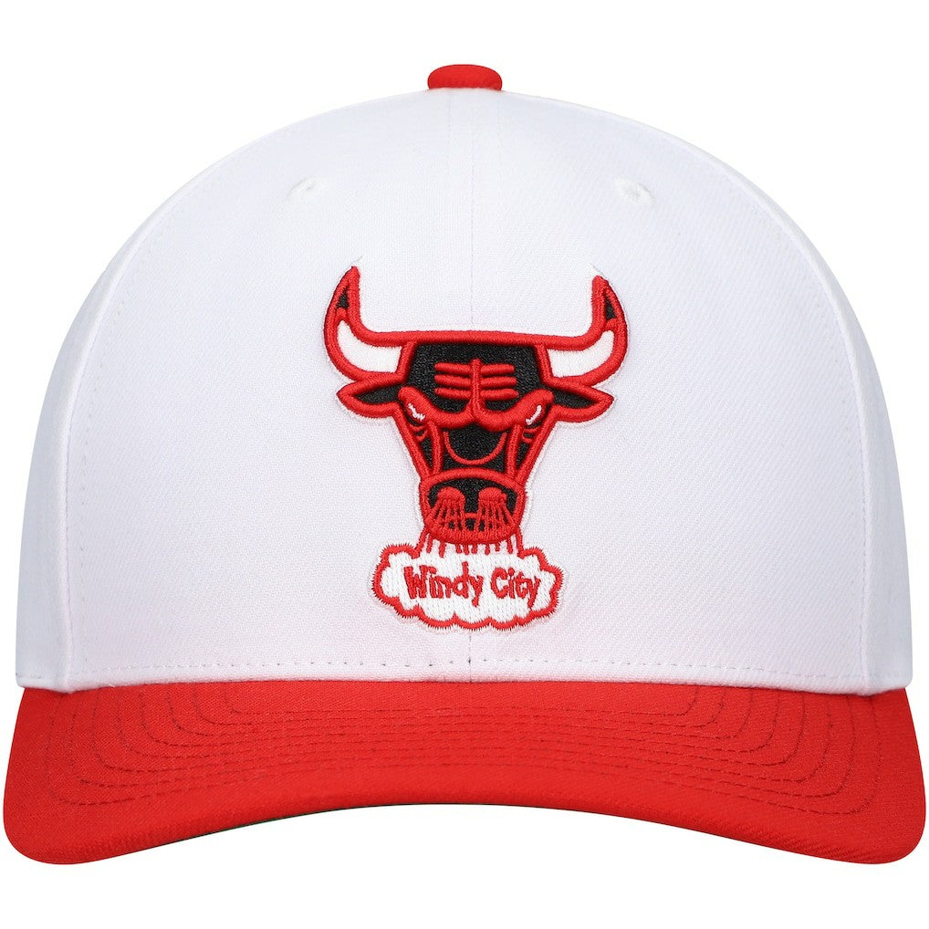 Chicago Bulls Hardwood Classics Core 2-Tone 2.0 Pro Snapback Hat White/Red - Mitchell & Ness