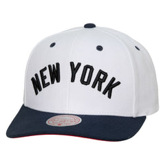 New York Yankees Mitchell & Ness Cooperstown Collection Pro Crown Snapback Hat - White Hats
