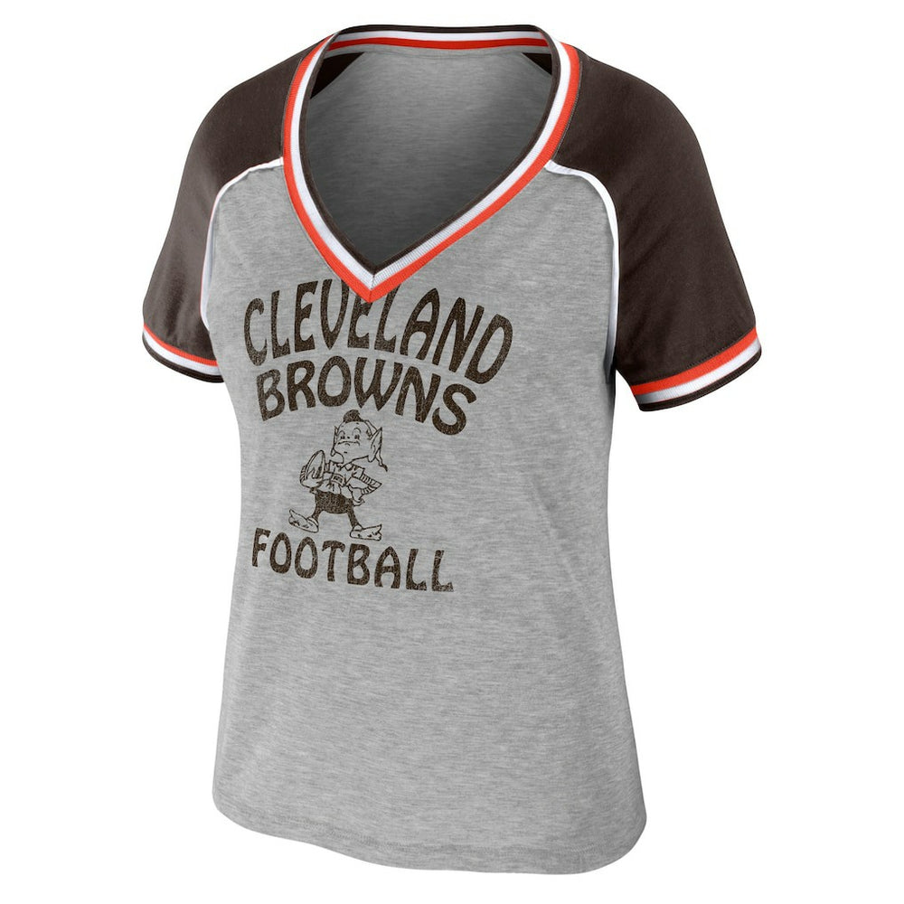 Cleveland Browns WEAR by Erin Andrews Women's Cropped Raglan Throwback V-Neck T-Shirt - Heather Gray T-shirts