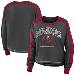 Tampa Bay Buccaneers WEAR by Erin Andrews Women's Color Block Modest Crop Long Sleeve T-Shirt - Pewter/Red T-shirts
