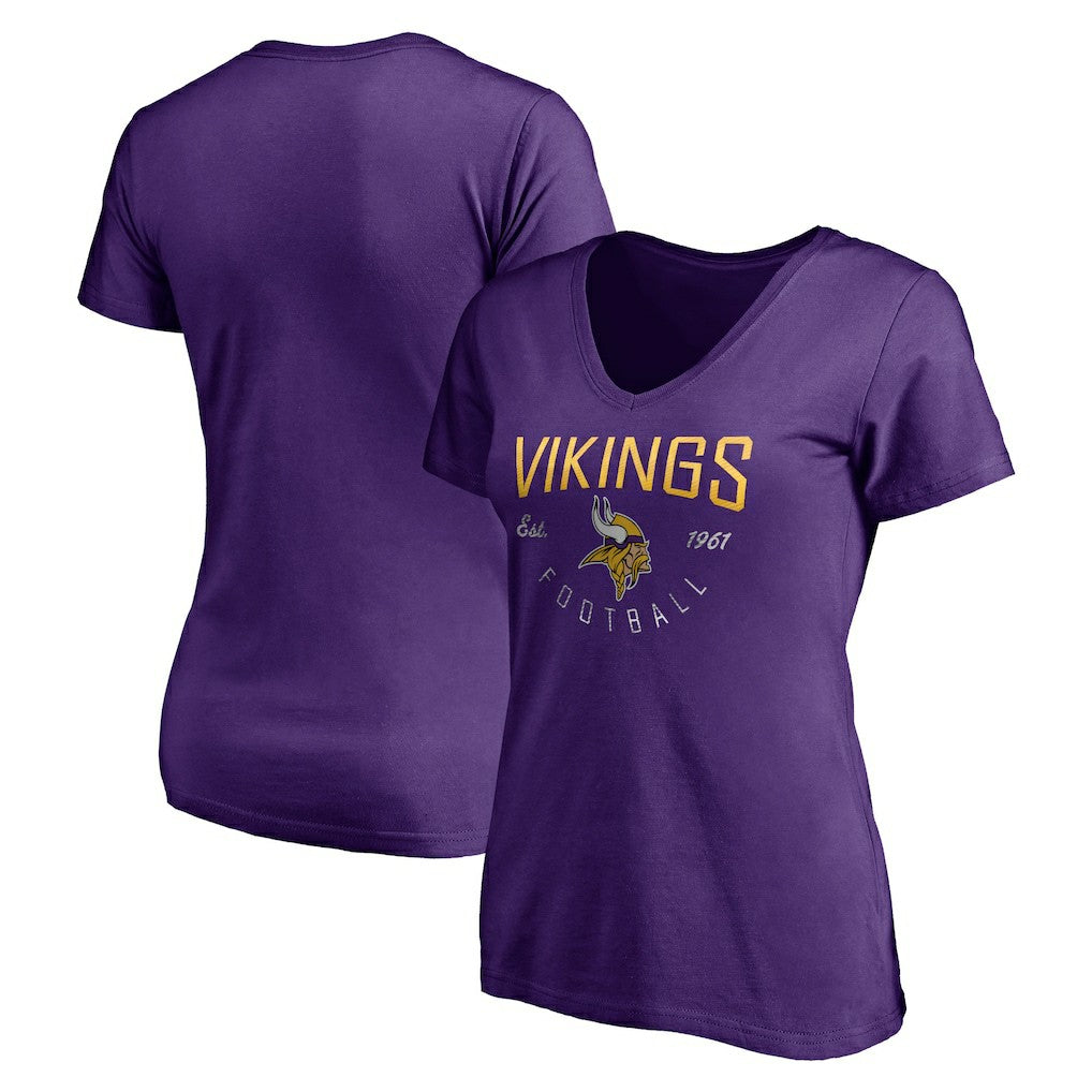 Minnesota Vikings Women's Live For It V-Neck T-Shirt - Purple T-shirts