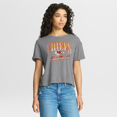 Kansas City Chiefs Women's Overplayed Tribute Tri-Blend Boxy T-Shirt - Heather Gray T-shirts