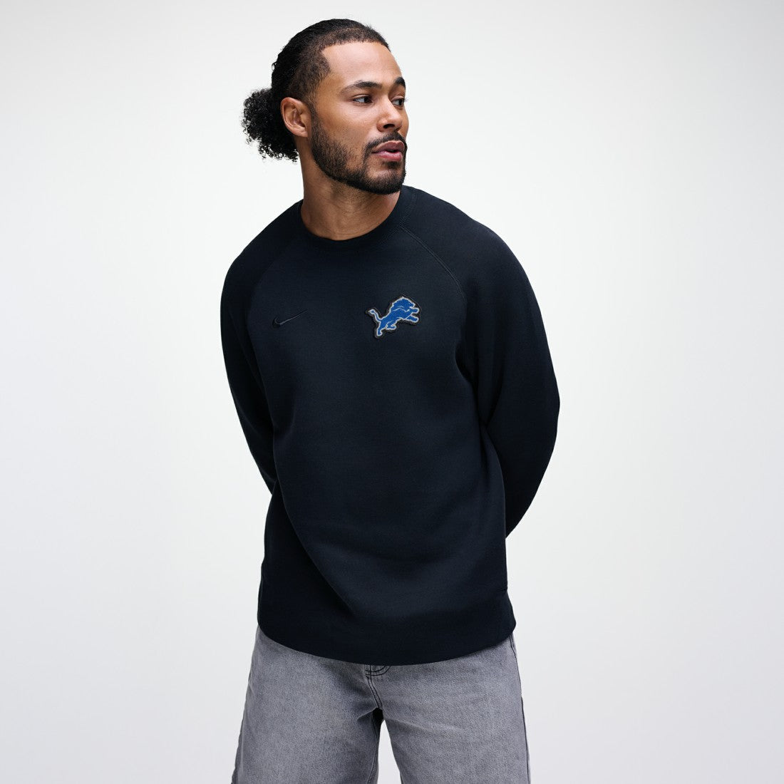 Detroit Lions Tech Fleece Raglan Sweatshirt - Black Sweatshirts