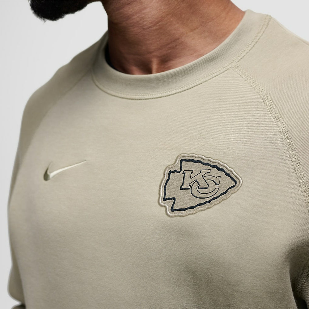 Kansas City Chiefs Tech Fleece Raglan Sweatshirt - Olive Sweatshirts