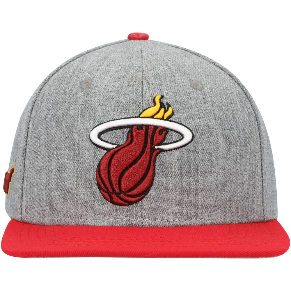 Miami Heat Pro Standard Classic Logo Two-Tone Snapback Hat Gray/Red