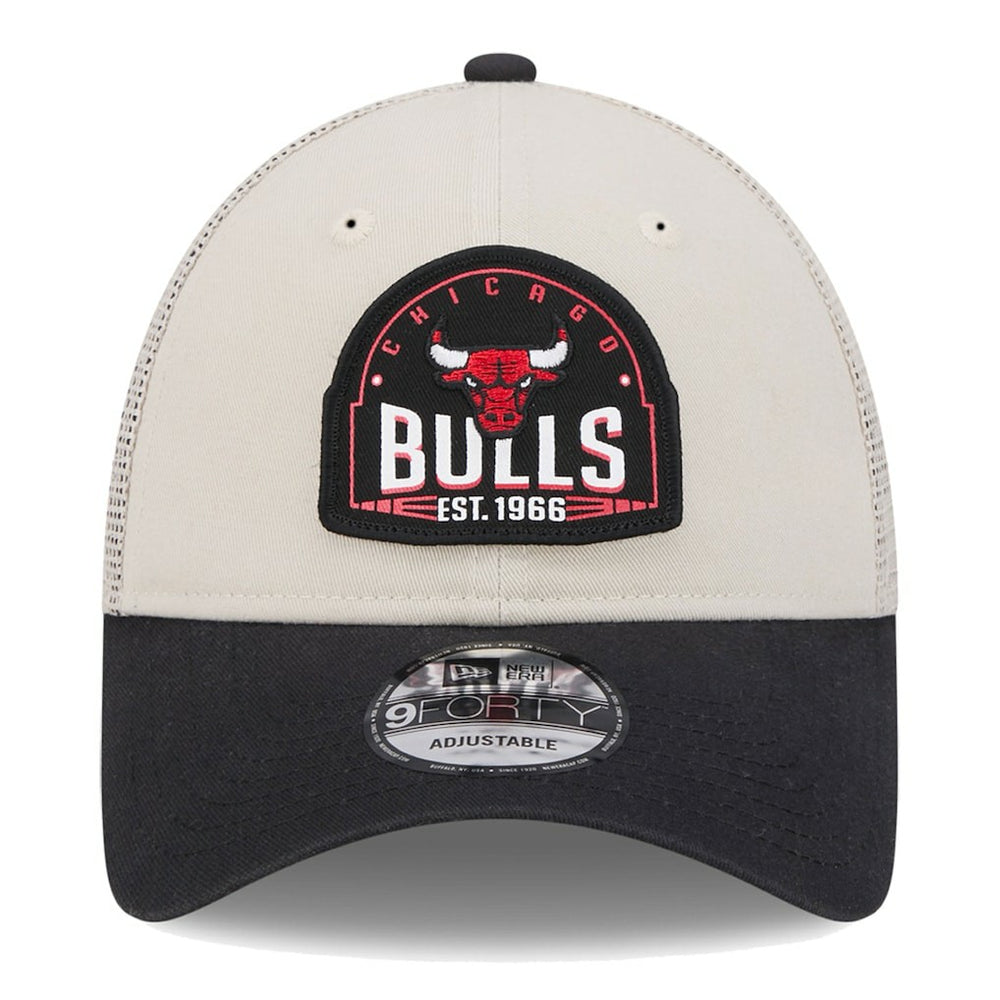 Chicago Bulls Throwback Patch Trucker 9FORTY Adjustable Hat Khaki/Black - New Era