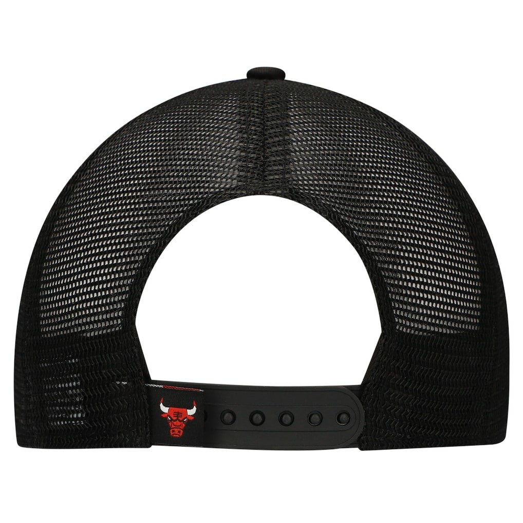 Chicago Bulls Youth Court Sport Mascot 9FIFTY Snapback Hat White/Black - New Era outlet