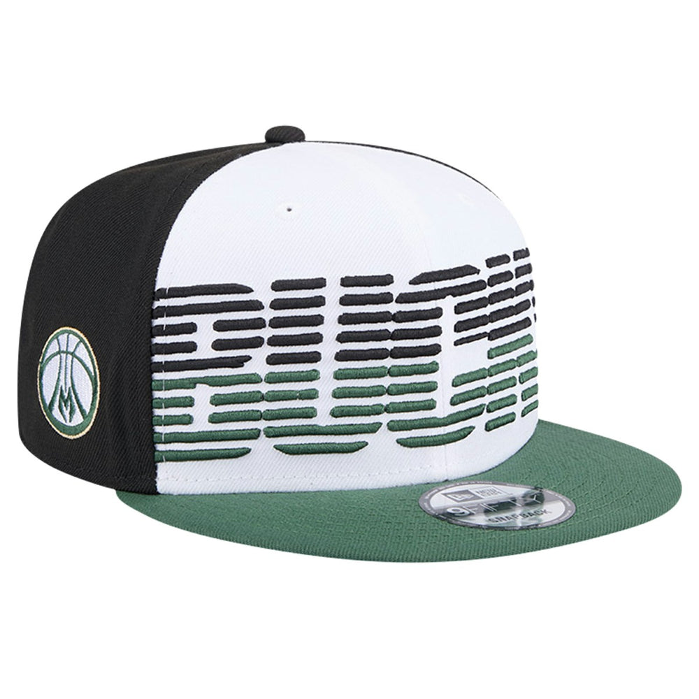 Milwaukee Bucks Throwback Gradient Tech Font 9FIFTY Snapback Hat White/Hunter Green - New Era