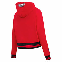 Chicago Bulls Pro Standard Women's Script Tail Cropped Pullover Hoodie Red