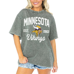 Minnesota Vikings Gameday Couture Women's Tackle Titan Boyfriend Washed T-Shirt - Gray T-shirts