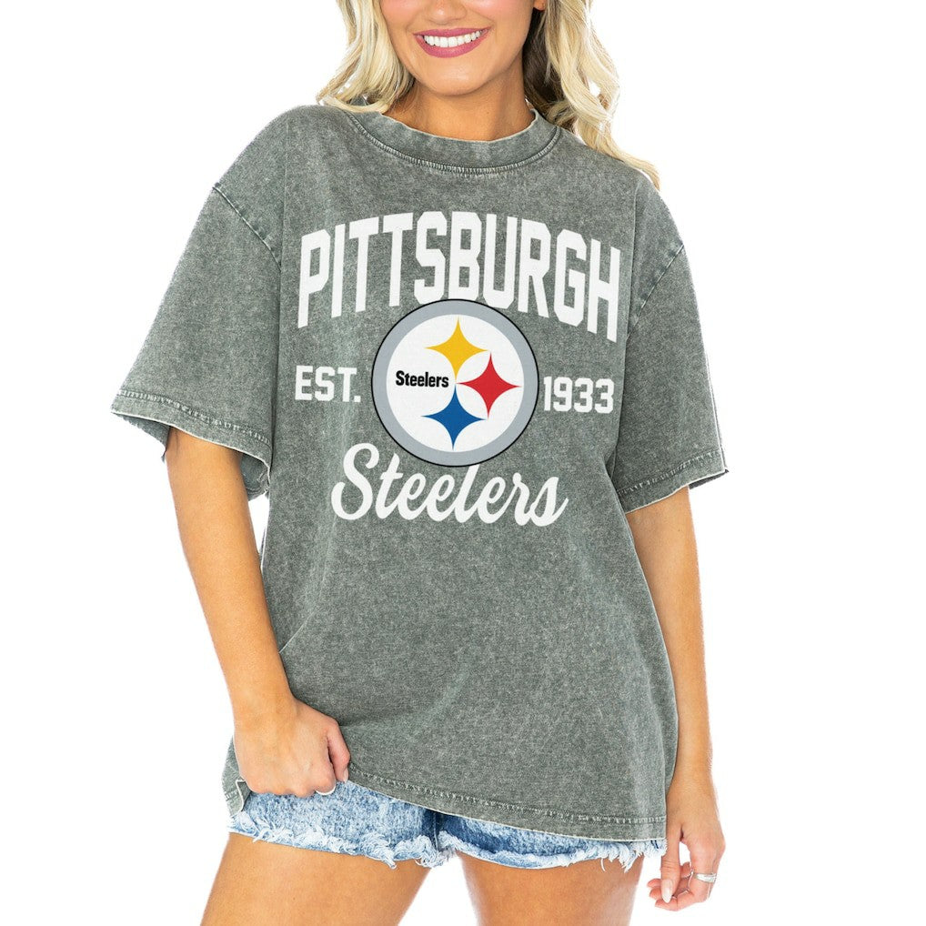 Pittsburgh Steelers Gameday Couture Women's Tackle Titan Boyfriend Washed T-Shirt - Gray T-shirts