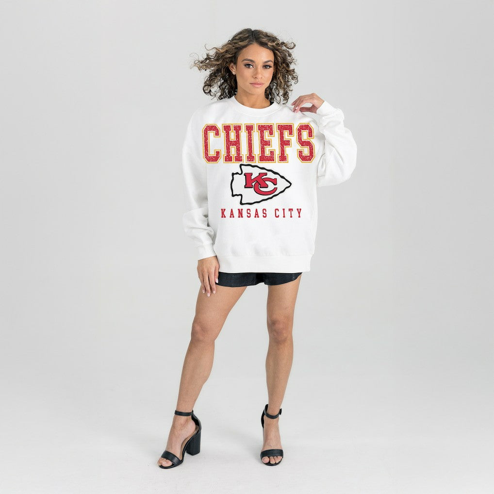 Kansas City Chiefs Gameday Couture Women's Sunday Drives Oversized Crewneck Pullover Sweatshirt - White