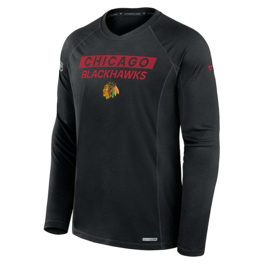 Chicago Blackhawks Fanatics Authentic Pro Rink Tech Long Sleeve T-Shirt - Black | US 200869647