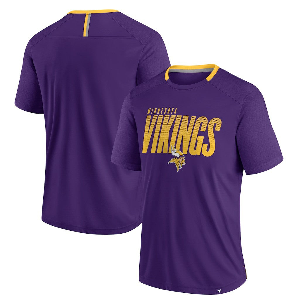 Minnesota Vikings Defender Fade Slant T-Shirt - Purple T-shirts
