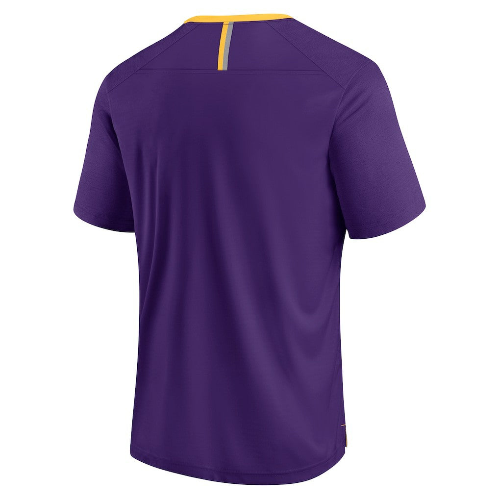 Minnesota Vikings Defender Fade Slant T-Shirt - Purple T-shirts