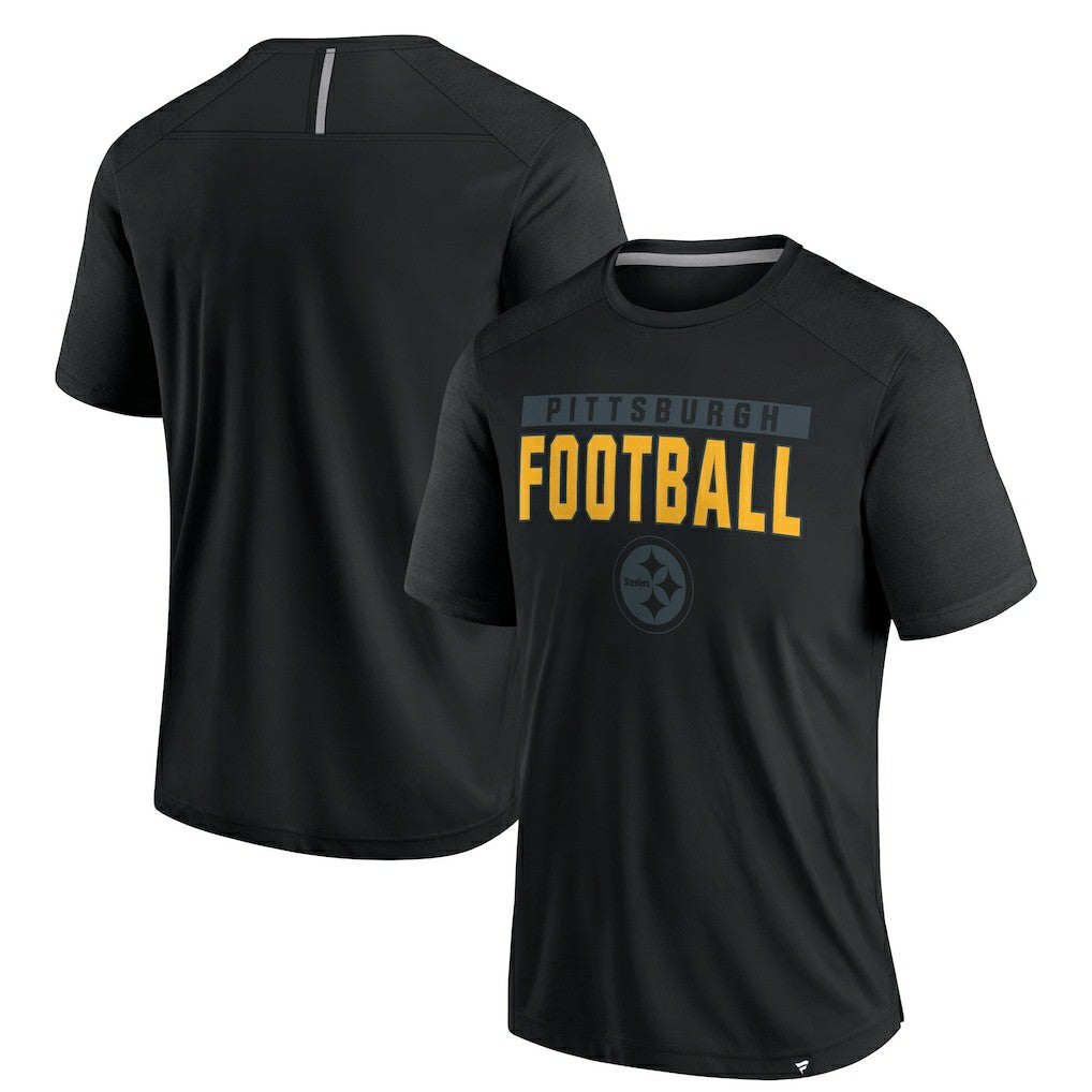 Pittsburgh Steelers Defender Blackout T-Shirt - Black T-shirts