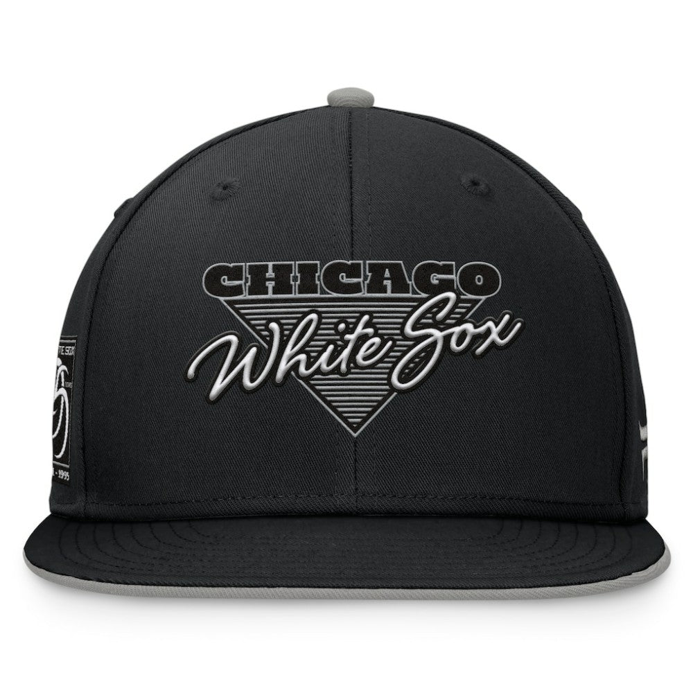 Chicago White Sox Fanatics Fundamental Tri-Script Fitted Hat - Black Hats