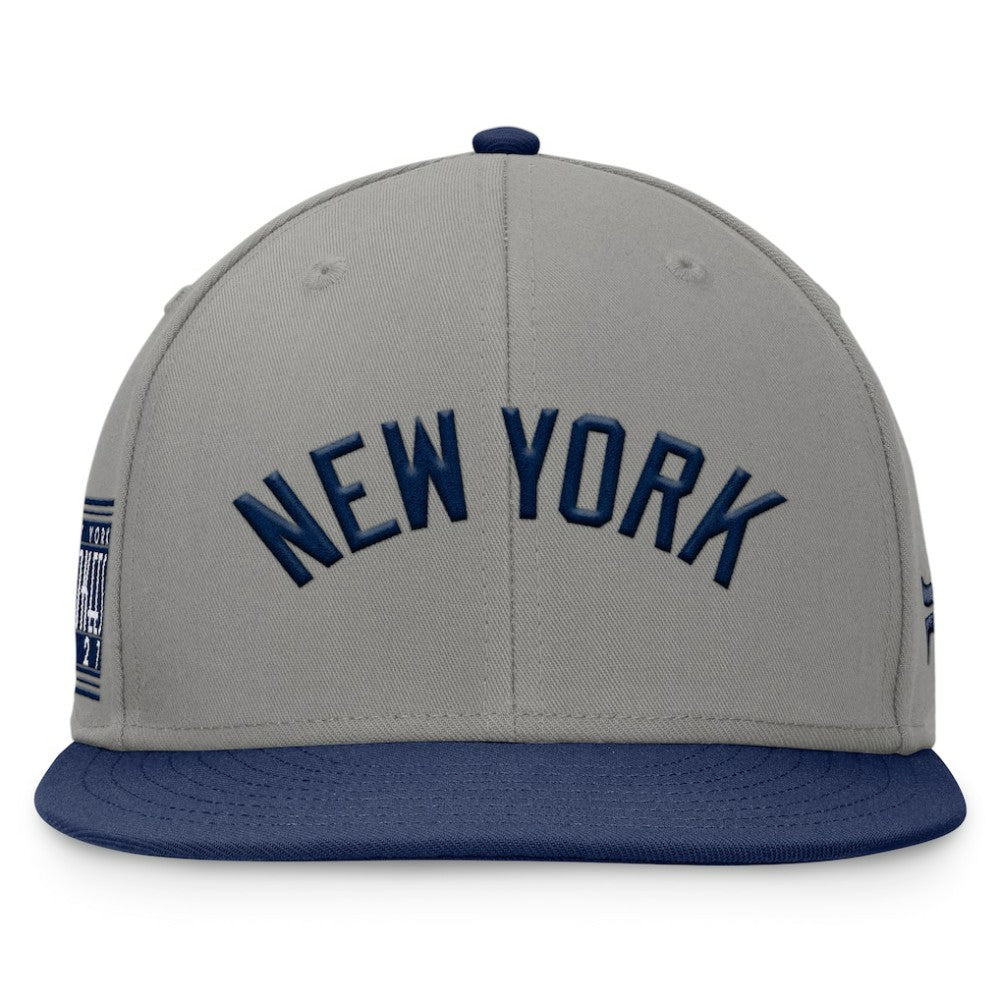 New York Yankees Fanatics Fundamental Two-Tone Fitted Hat - Gray Hats