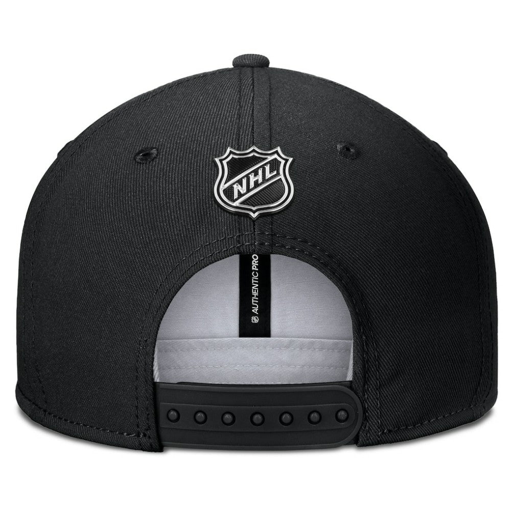 New Jersey Devils Fanatics Authentic Pro Rink Snapback Hat - Black | US 200897673
