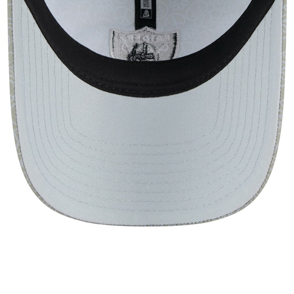 Las Vegas Raiders New Era Women's Smiley 9TWENTY Adjustable Hat - Silver Hats