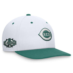 Cincinnati Reds Nike Bicoastal Two-Tone Pro Performance Snapback Hat - White/Green Hats