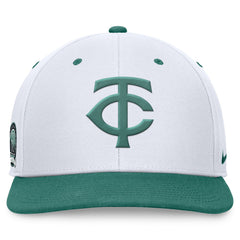 Minnesota Twins Nike Bicoastal Two-Tone Pro Performance Snapback Hat - White/Green Hats