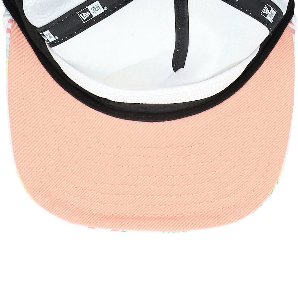 Atlanta Hawks Palm Trees and Waves Golfer Adjustable Hat White - New Era