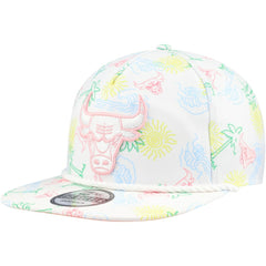 Chicago Bulls Palm Trees and Waves Golfer Adjustable Hat White - New Era