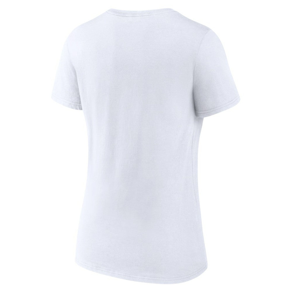 San Francisco Giants Women's Love Wins V-Neck T-Shirt - White T-shirts