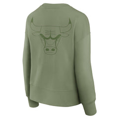 Chicago Bulls Women's Elements Flow Pullover Sweatshirt Olive - Fanatics