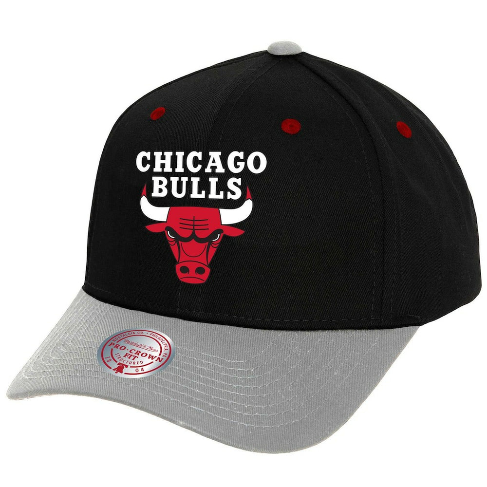 Chicago Bulls Pro Crown Adjustable Hat Black/Gray - Mitchell & Ness