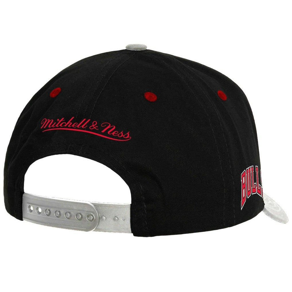Chicago Bulls Pro Crown Adjustable Hat Black/Gray - Mitchell & Ness