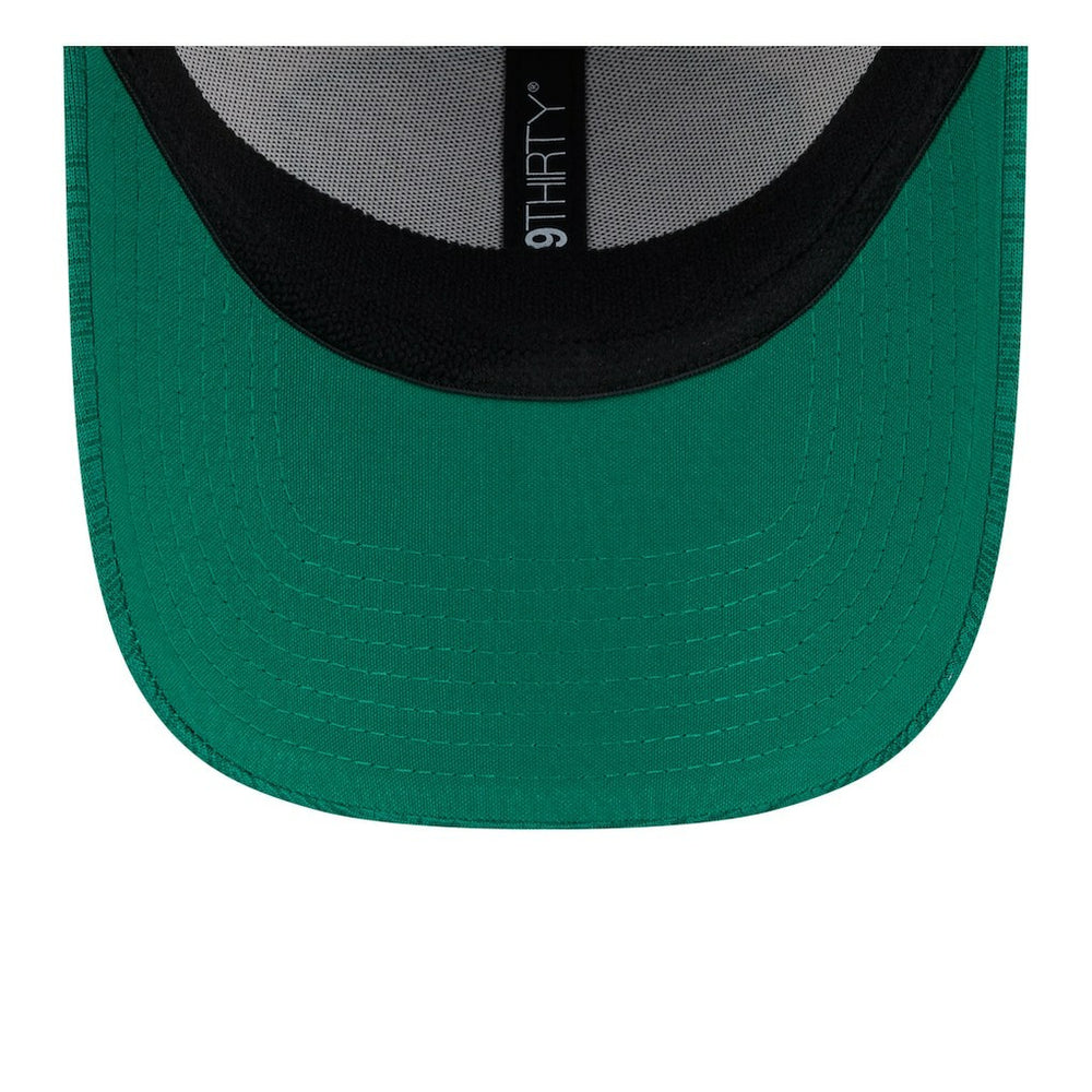 Philadelphia Eagles New Era 2024 Sideline Historic 39THIRTY Flex Hat - Stone/Midnight Green Hats