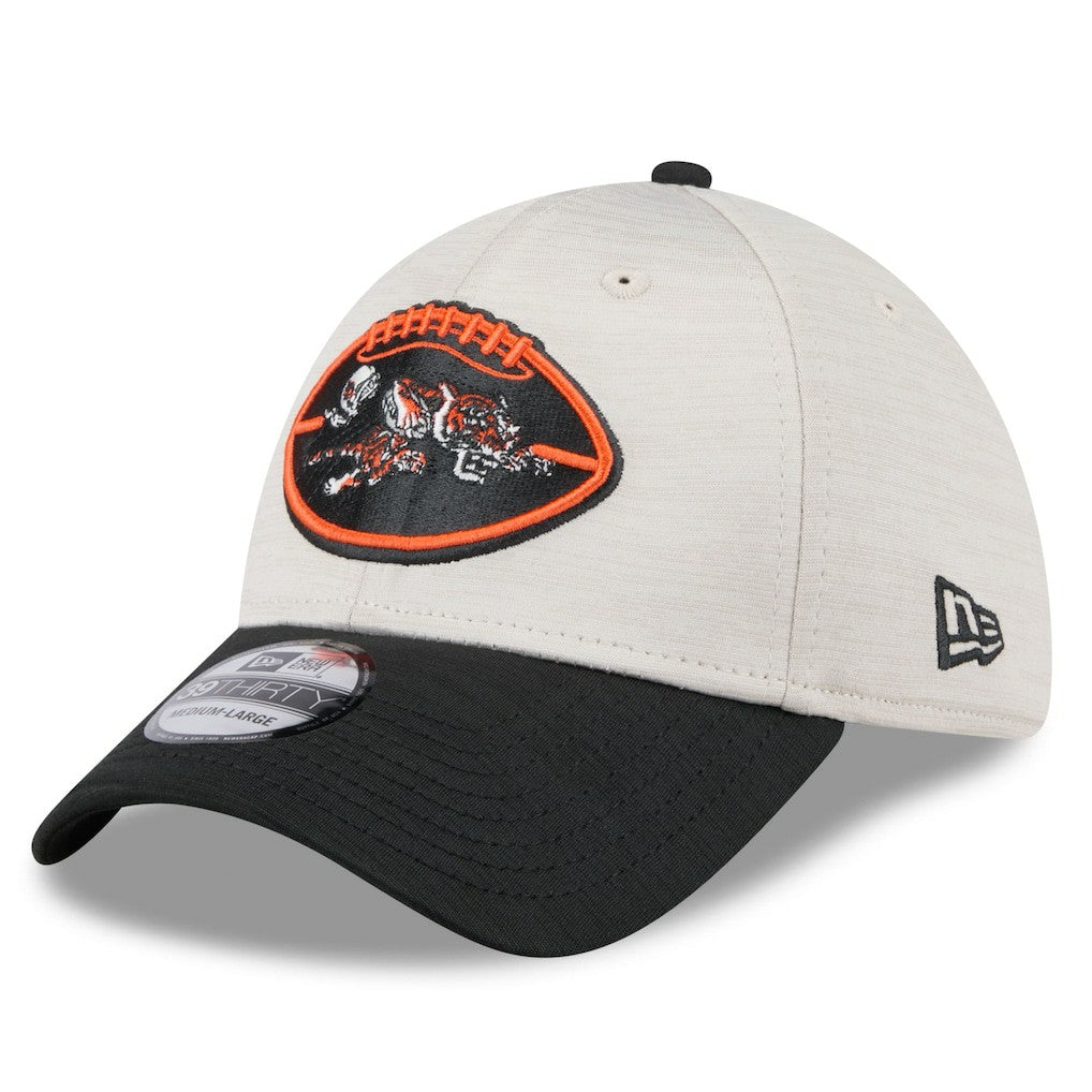 Cincinnati Bengals New Era 2024 Sideline Historic 39THIRTY Flex Hat - Stone/Black Hats