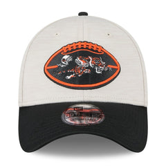 Cincinnati Bengals New Era 2024 Sideline Historic 39THIRTY Flex Hat - Stone/Black Hats