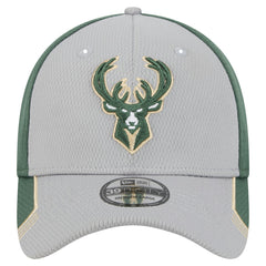 Milwaukee Bucks Active Trim 39THIRTY Flex Hat Gray/Hunter Green - New Era