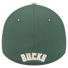 Milwaukee Bucks Active Trim 39THIRTY Flex Hat Gray/Hunter Green - New Era