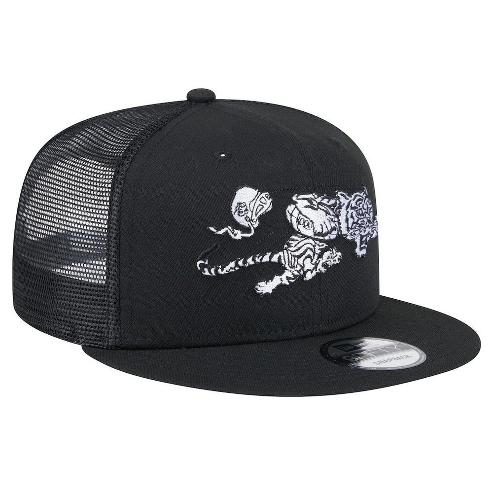New Era Cincinnati Bengals Black Main Trucker 9FIFTY Snapback Hat