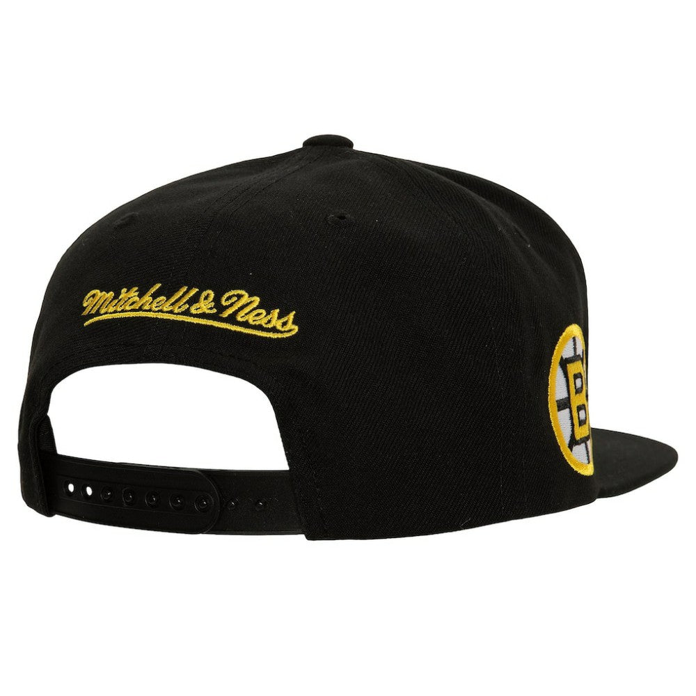 Boston Bruins Mitchell & Ness Retro Script Colorblock Snapback Hat - Black | US 201141493